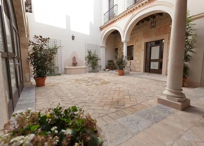 Patios De La Riva
