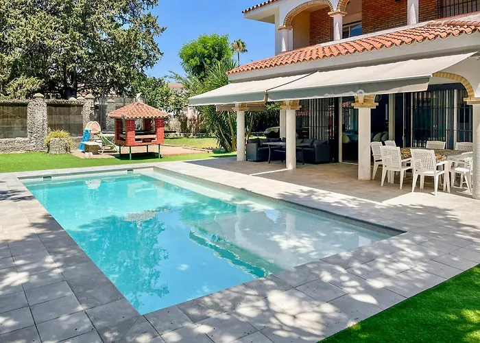 Alamos Jerez I Piscina Salada Climatizada I BBQ I Jardines I 850m2